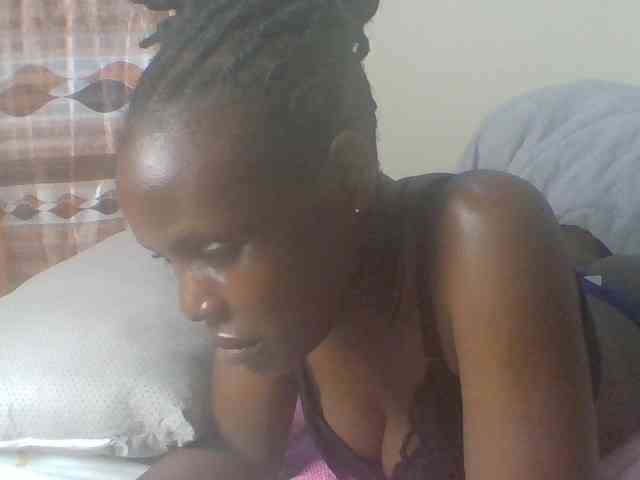 Hot-sexy-bitch webcam