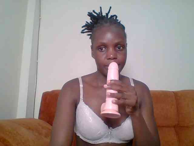 Hot-sexy-bitch webcam