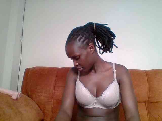 Hot-sexy-bitch webcam