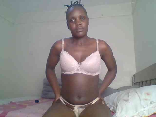 Hot-sexy-bitch webcam