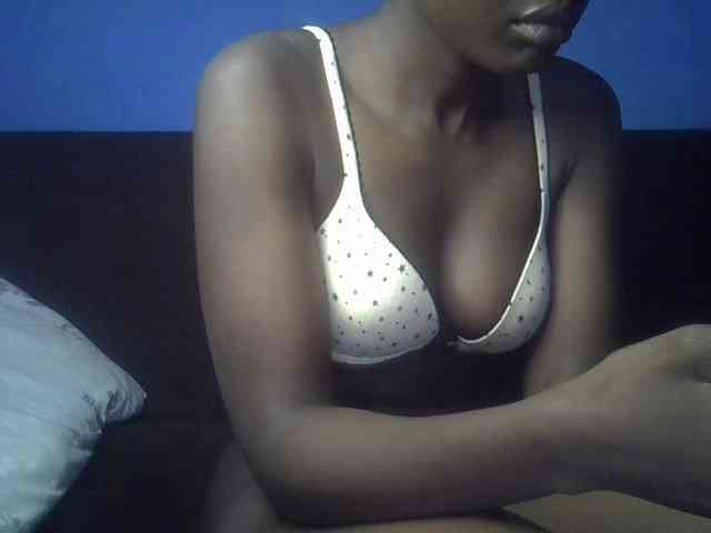 Hot-sexy-bitch webcam