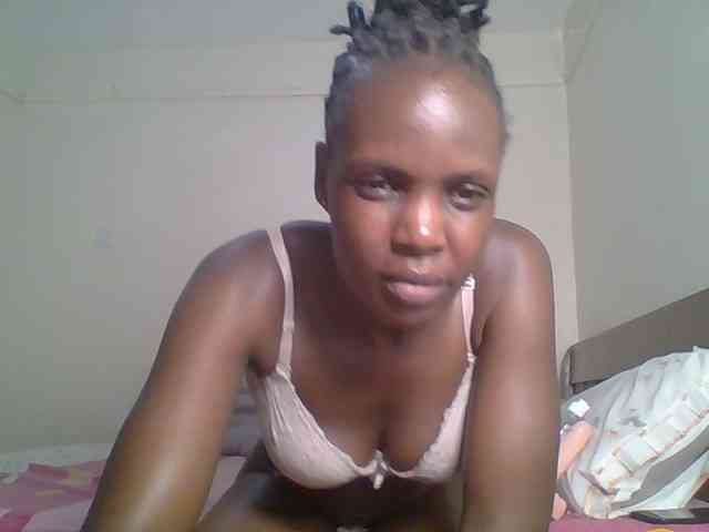 Hot-sexy-bitch webcam