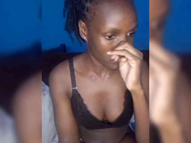 Hot-sexy-bitch webcam