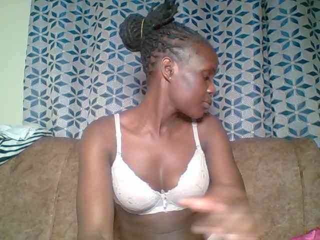 Hot-sexy-bitch webcam