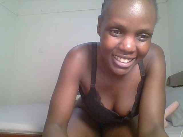 Hot-sexy-bitch webcam