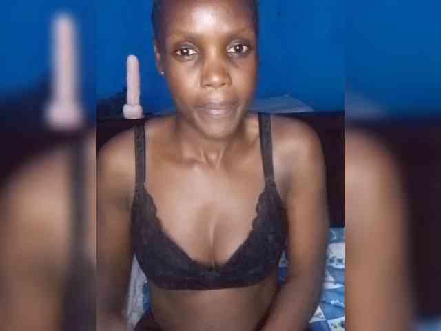 Hot-sexy-bitch webcam