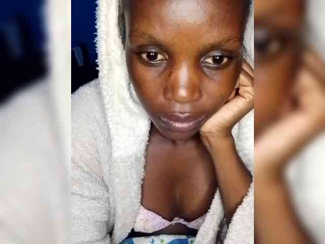 Hot-sexy-bitch webcam