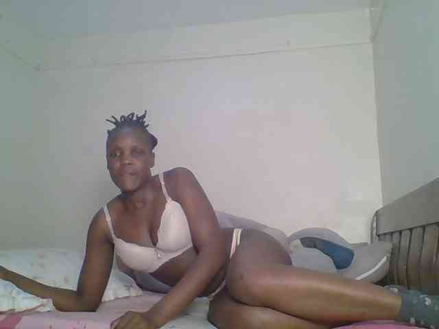 Hot-sexy-bitch webcam