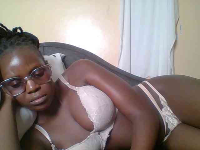 Hot-sexy-bitch webcam