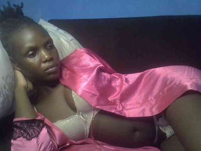 Hot-sexy-bitch webcam