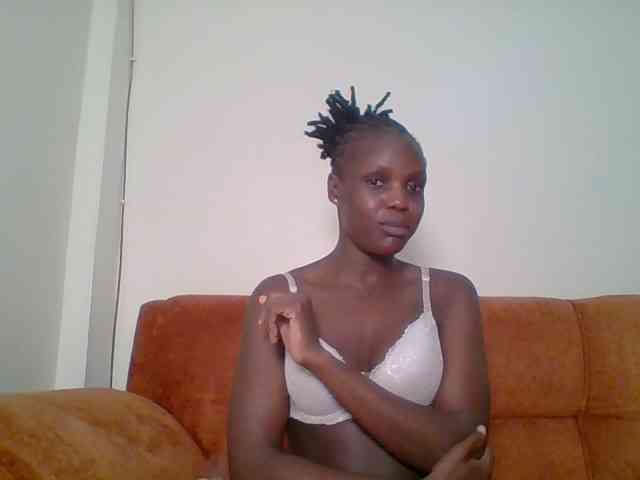 Hot-sexy-bitch webcam