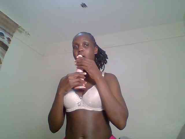 Hot-sexy-bitch webcam