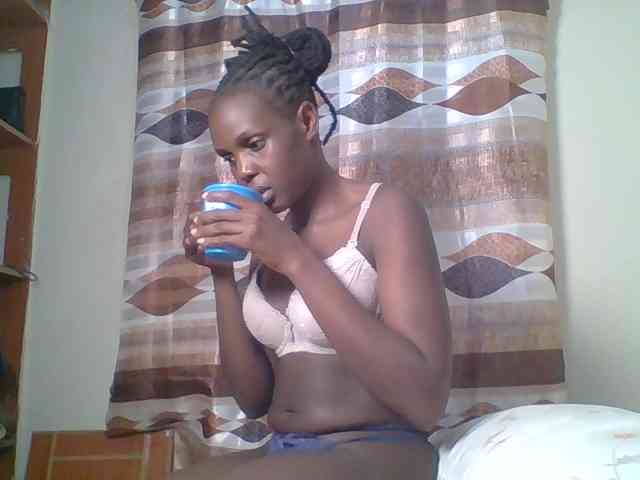 Hot-sexy-bitch webcam