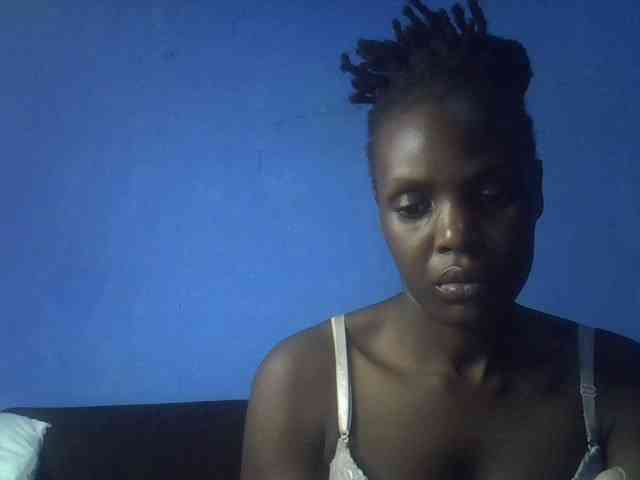 Hot-sexy-bitch webcam