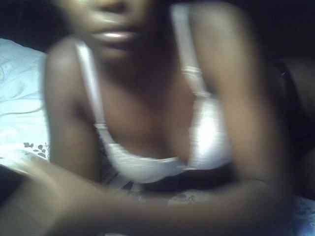 Hot-sexy-bitch webcam