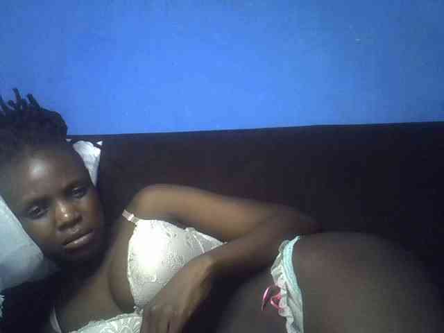 Hot-sexy-bitch webcam