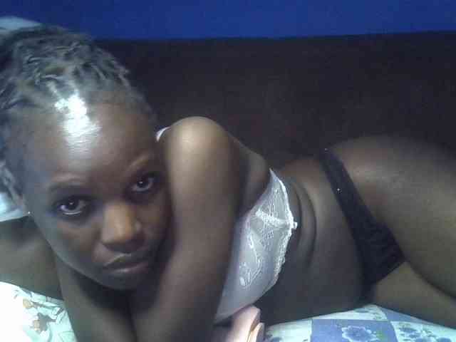 Hot-sexy-bitch webcam