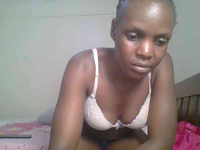 Hot-sexy-bitch webcam