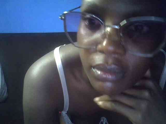 Hot-sexy-bitch webcam