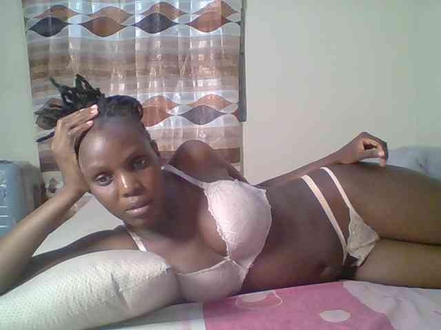 Hot-sexy-bitch webcam