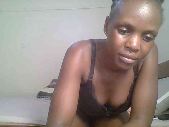 Hot-sexy-bitch webcam