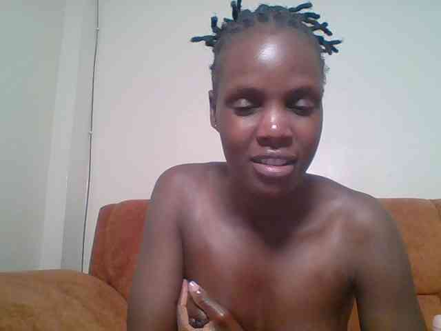 Hot-sexy-bitch webcam