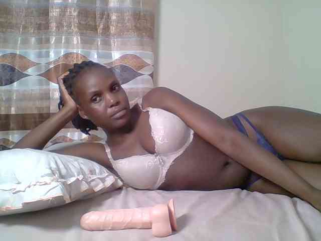 Hot-sexy-bitch webcam