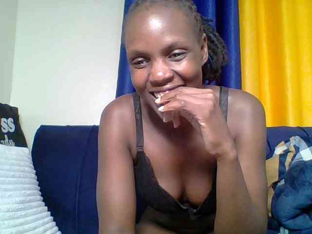 Hot-sexy-bitch webcam