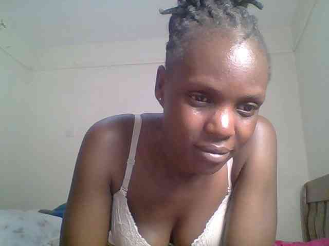 Hot-sexy-bitch webcam