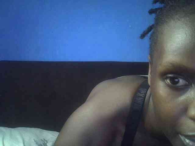 Hot-sexy-bitch webcam