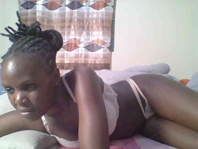 Hot-sexy-bitch webcam