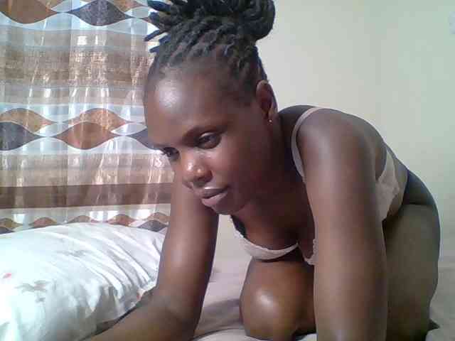 Hot-sexy-bitch webcam