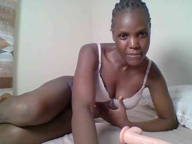 Hot-sexy-bitch webcam