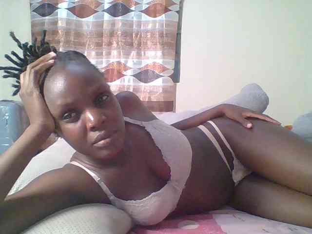 Hot-sexy-bitch webcam