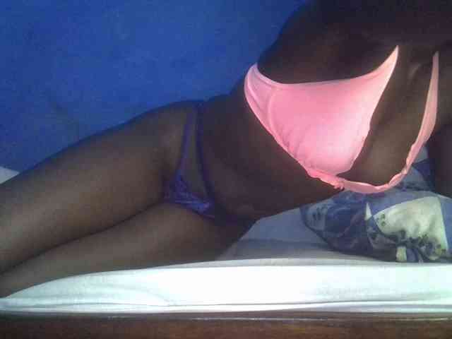 Hot-sexy-bitch webcam