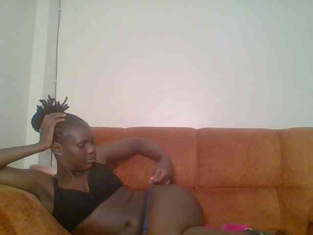 Hot-sexy-bitch webcam