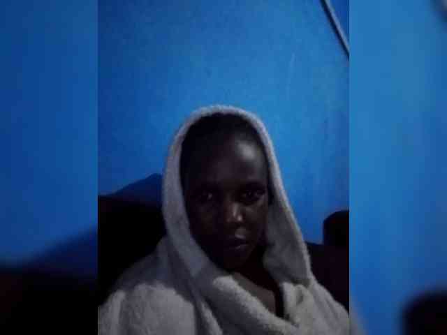 Hot-sexy-bitch webcam