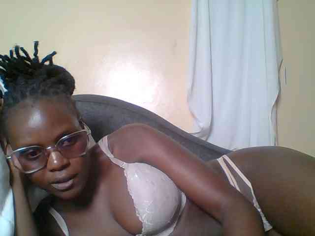 Hot-sexy-bitch webcam