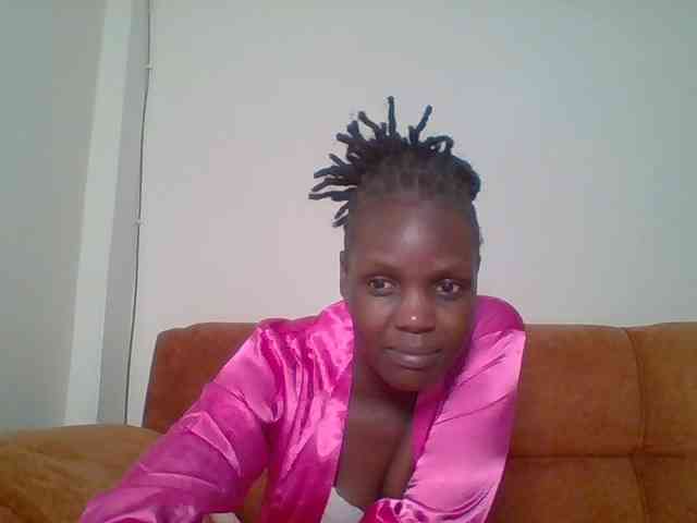 Hot-sexy-bitch webcam