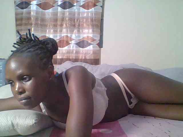 Hot-sexy-bitch webcam