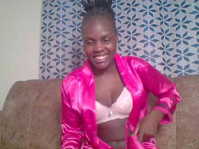 Hot-sexy-bitch webcam