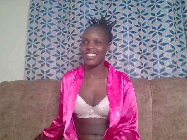 Hot-sexy-bitch webcam