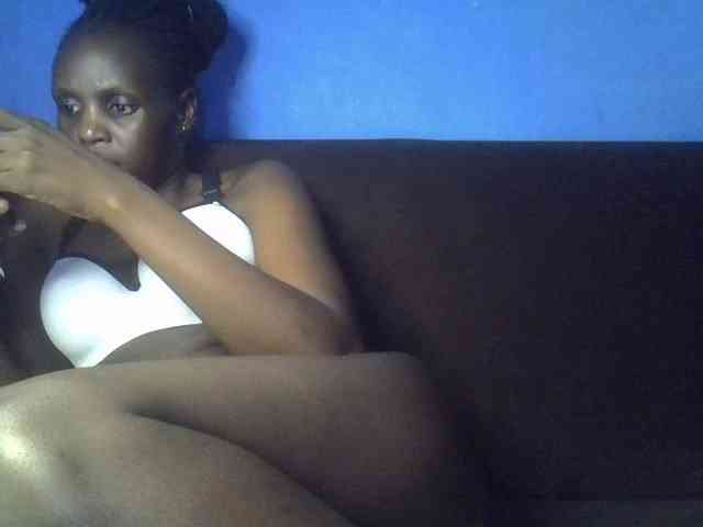 Hot-sexy-bitch webcam