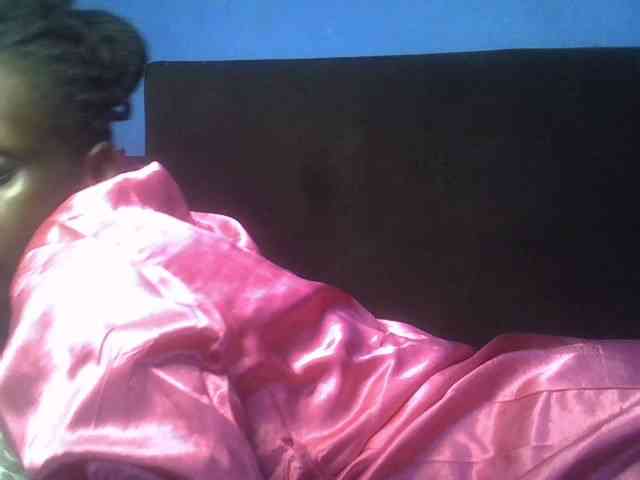 Hot-sexy-bitch webcam