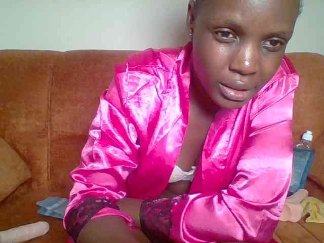 Hot-sexy-bitch webcam