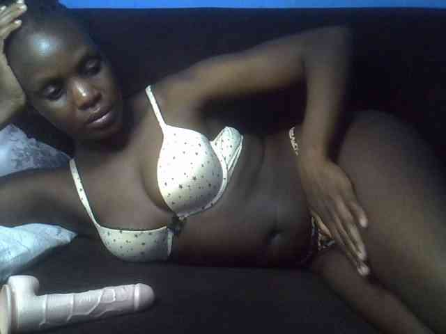 Hot-sexy-bitch webcam