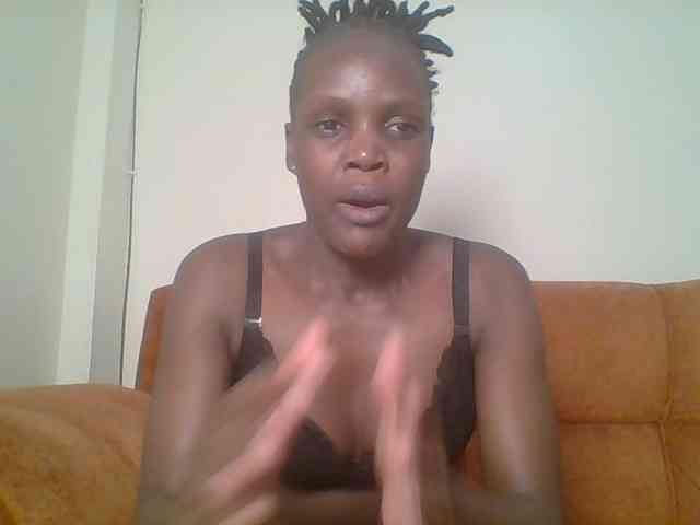 Hot-sexy-bitch webcam