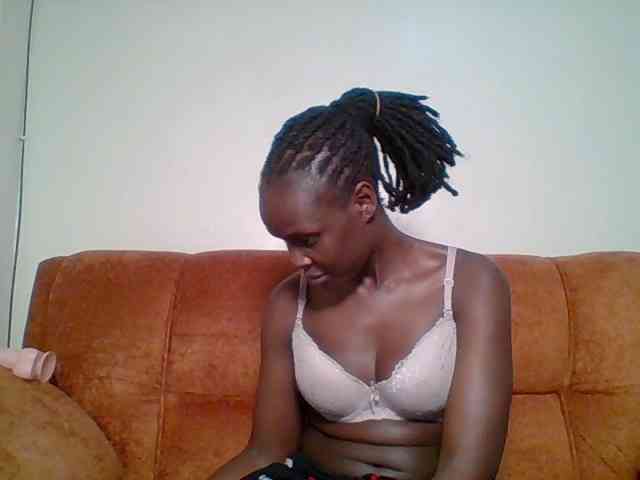 Hot-sexy-bitch webcam