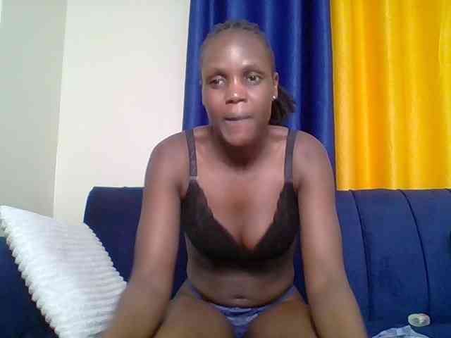 Hot-sexy-bitch webcam