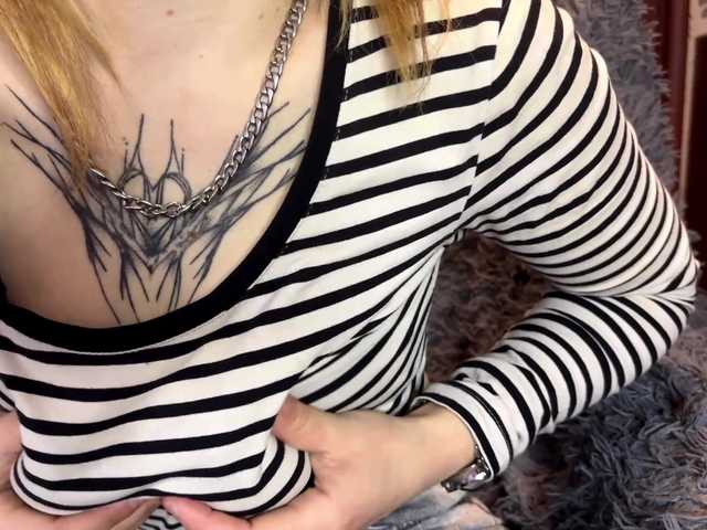 AriannaVargo's BongaCams show and profile